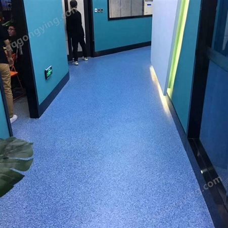 海南幼儿园塑胶地板地胶 篮球场羽毛球场运动地板 悬浮拼装地板厂家旭方