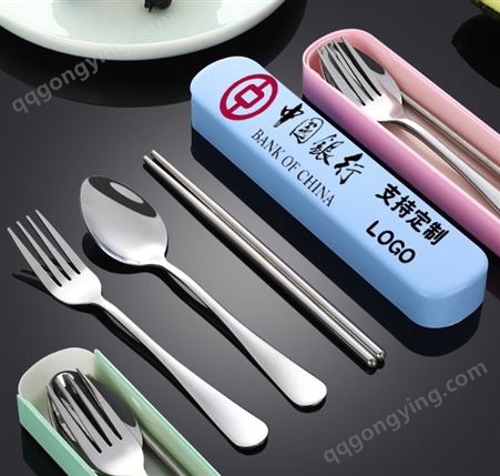 不锈钢便携式餐具套装三件套筷子勺子叉子学生户外广告