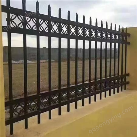 铁艺护栏网 围栏网主用于小区围墙 工厂防护安装简单美观大方